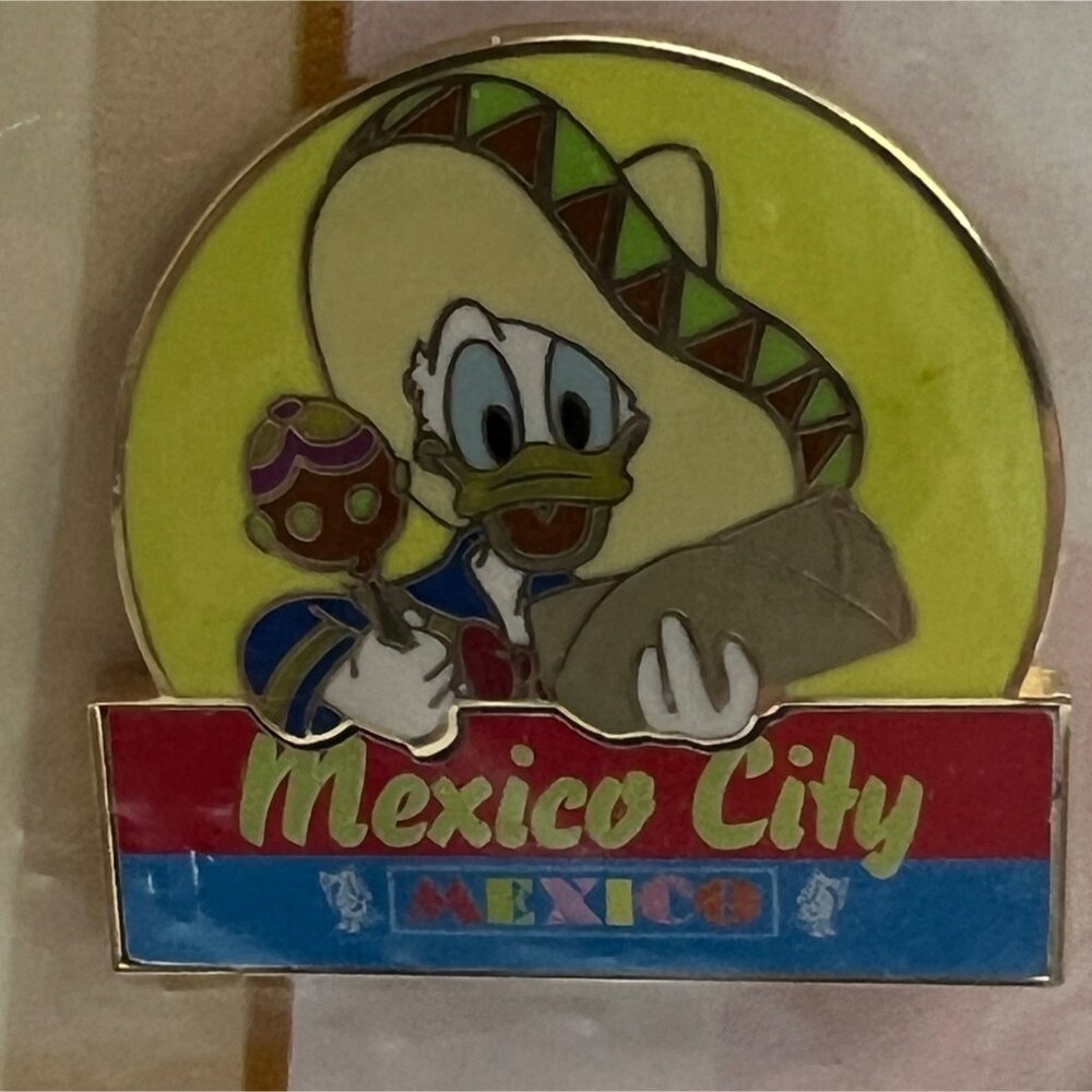 Disney Epcot International Food and Wine Festival Pin Set from 2009 - Picture 6 of 7